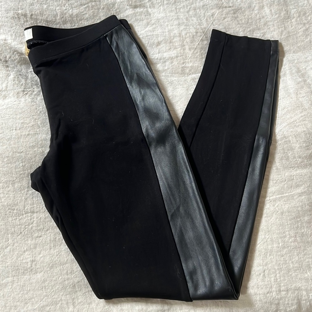 Two By Vince Camuto Faux Leather Stripes Leggings